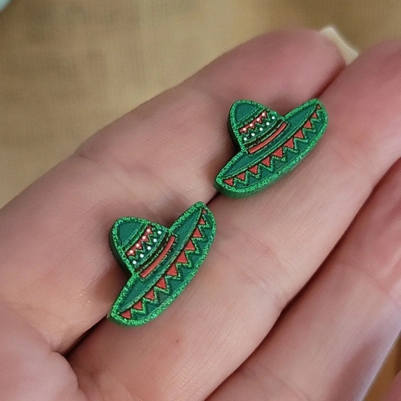 MEXICAN HAT STUD EARRINGS - Picture 3 of 6